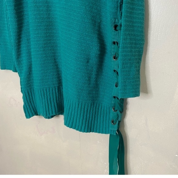 FREE PEOPLE Heart It Laces Oversized Cotton Blend V-Neck Long Soft Sweater - Picture 5 of 9